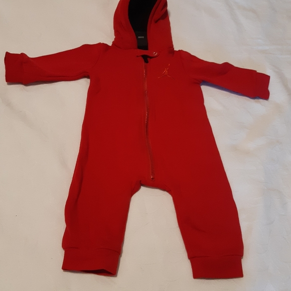 Jordan Jumpsuits Hooded Coverall, Baby Boy Gym Red, Size 9 Months 22" Long - Picture 15 of 16